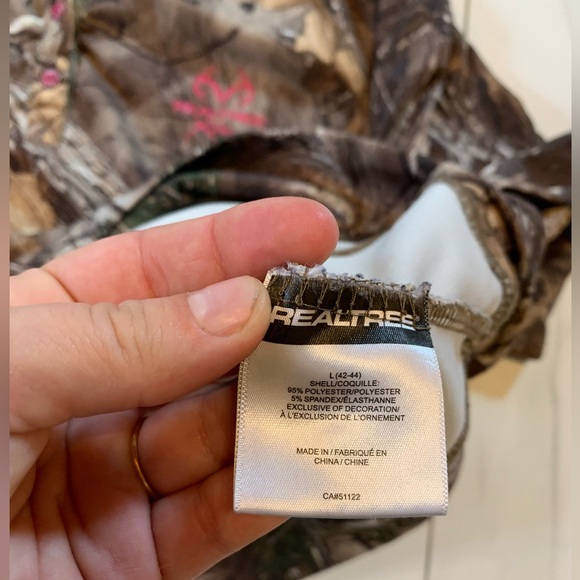 Realtree Xtra Camo Pink long sleeve pullover hoodie Hunting camo size Large - Picture 4 of 5